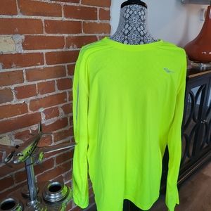 Saucony - Men's long sleeve Vizpro athletic top